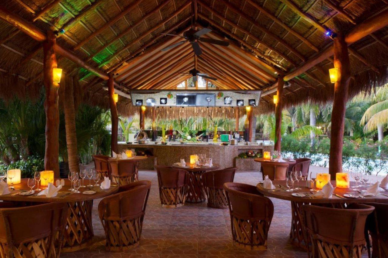 El Dorado Casitas Royale Catamaran, Cenote & More Inclusive (Adults Only) Puerto Morelos Buitenkant foto